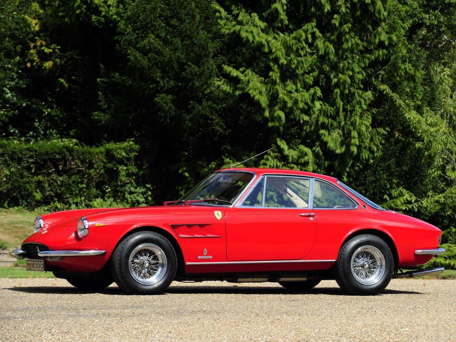 Ferrari 330 GTC 1966 года  (UK) (фото 7 из 18)